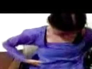काला मर्क पत्नी को हिंदी में सेक्सी फुल मूवी मुर्गा चूसना सिखाता है