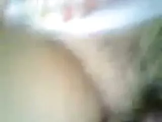 सेक्सी सेक्सी हिन्दी मूवी श्यामला फूहड़ 2 से Handjob