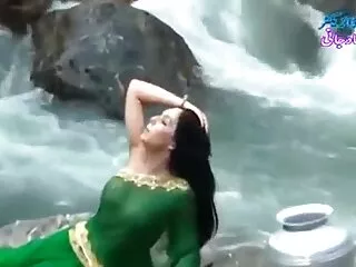 क्रिया में हिंदी सेक्सी फिल्म फुल किन्नर