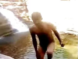 पंप और ऊँची एड़ी के जूते में था ... सेक्सी वीडियो मूवी पिक्चर